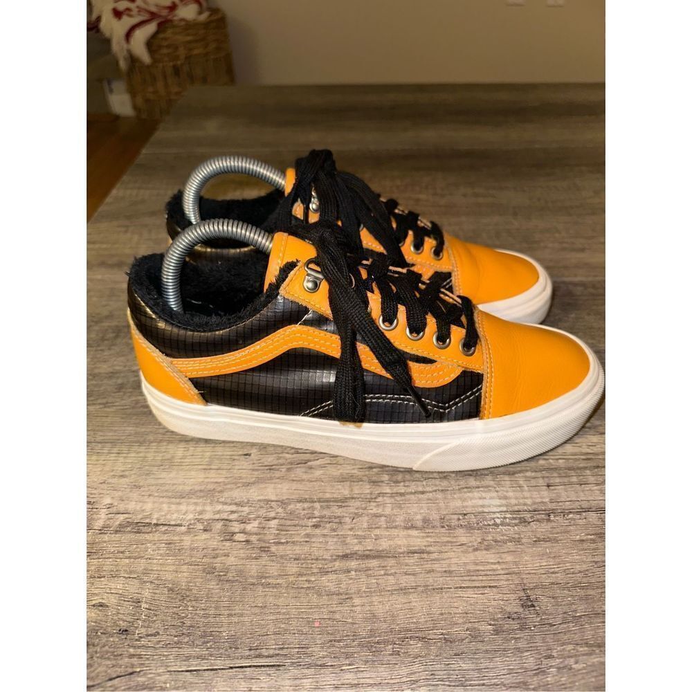 Vans Old Skool MTE Mens Size 6.5 and Women’s 8 Leather All Weather Skate Apricot - Picture 4 of 9